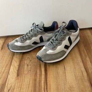 Veja Rubber Rio Branco Mesh Trainers white and gray size mens 11.5